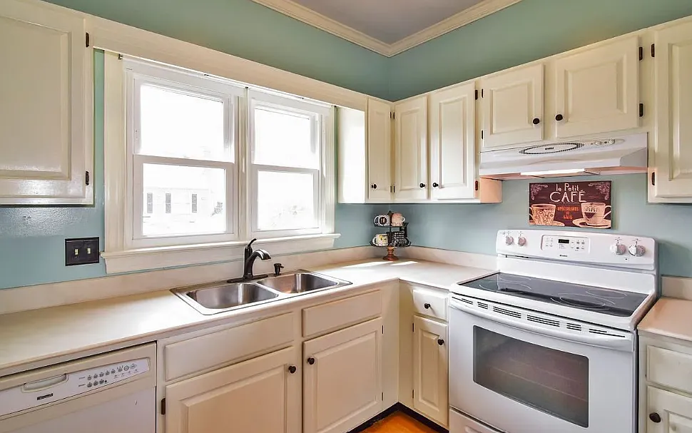 2 bed, 2.5 bath, 1253 sqft, $1,800 — Photo 3