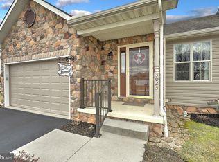 3025 Barley Cir, Dover, PA 17315