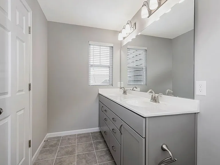 4868 Osprey Pointe Dr — Photo 28