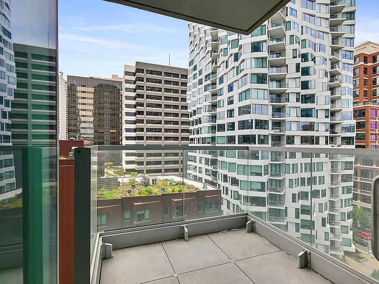 301 Main St #11B — Photo 8