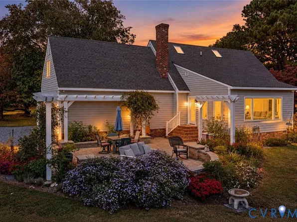 53 Sunny Point Dr, Heathsville, VA 22473
