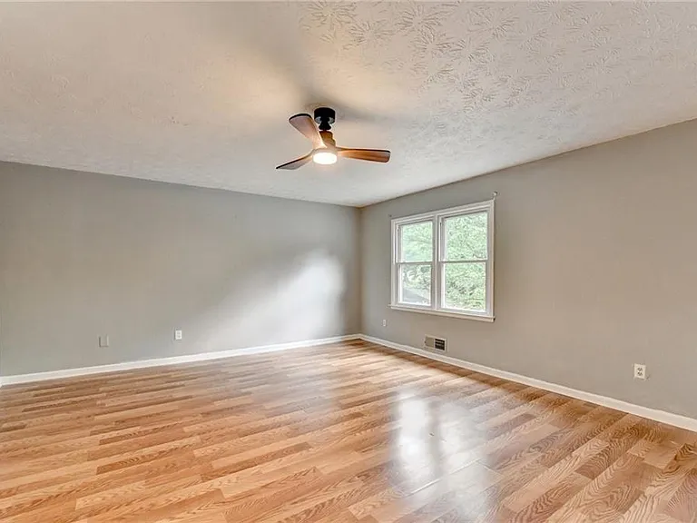 1181 Izod Ct — Photo 21