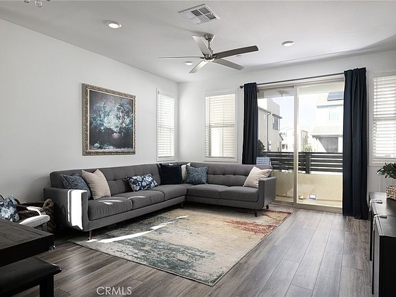 3rd image of 162 Juniper Dr