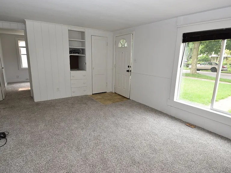 929 Beale St — Photo 2