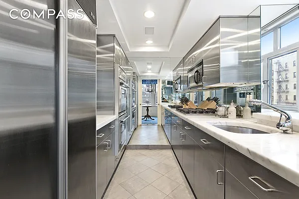 Sold by Compass | media 34