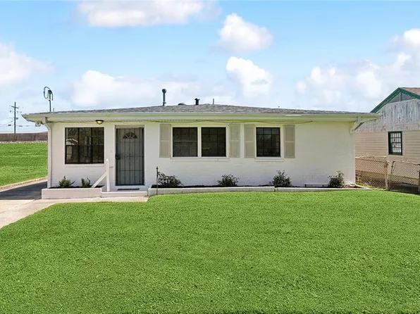 5647 Pauline Dr, New Orleans, LA 70126