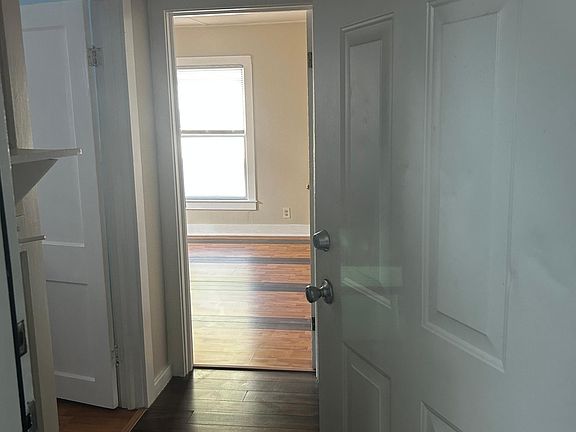 4th image of 9448 Butler Rd Floor 2