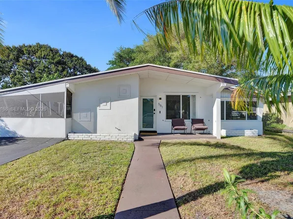 581 NE 175th Ter, North Miami Beach, FL 33162
