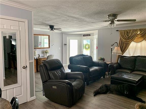 5th image of 316 Greenwood Dr