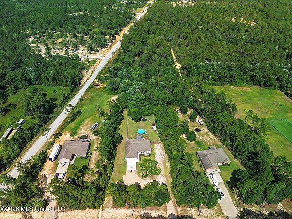 3rd image of 19350 Fenton Dedeaux Rd