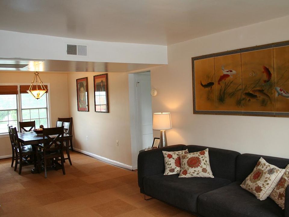 Living and Dining areas 3