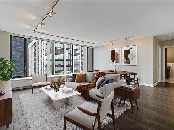 5th image of 5455 N Sheridan Rd APT 3406