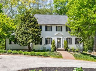 89 Fairoaks Ln, Cohasset, MA 02025