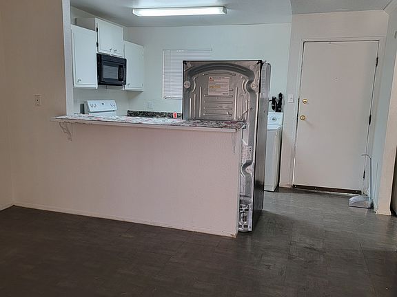4th image of 840 King Richard Ave #D4f77bc09