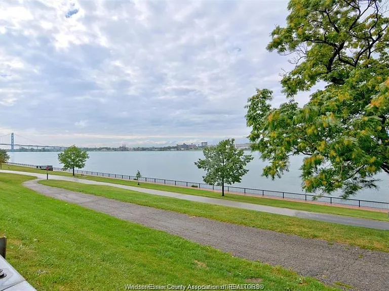 1225 Riverside Dr W #1204 — Photo 31