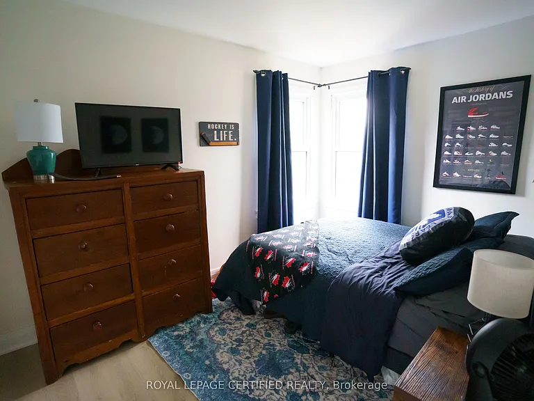 93 Grass Ave — Photo 11