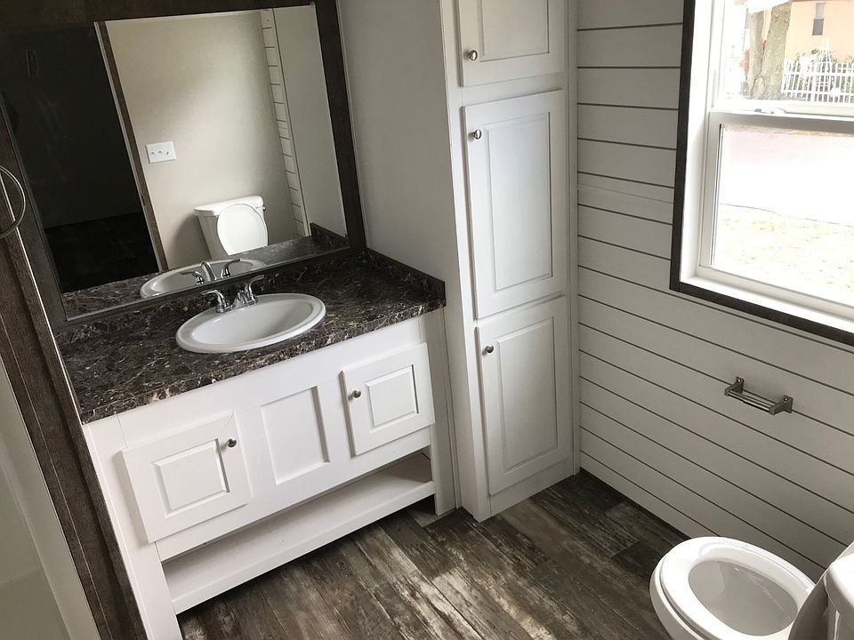 2nd image of 2469 Roble Ct
