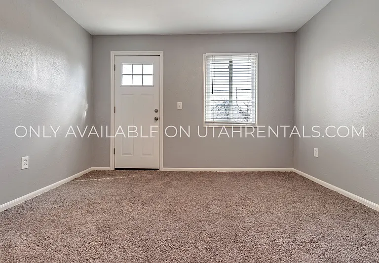 1075 S Jeremy St #2 — Photo 14