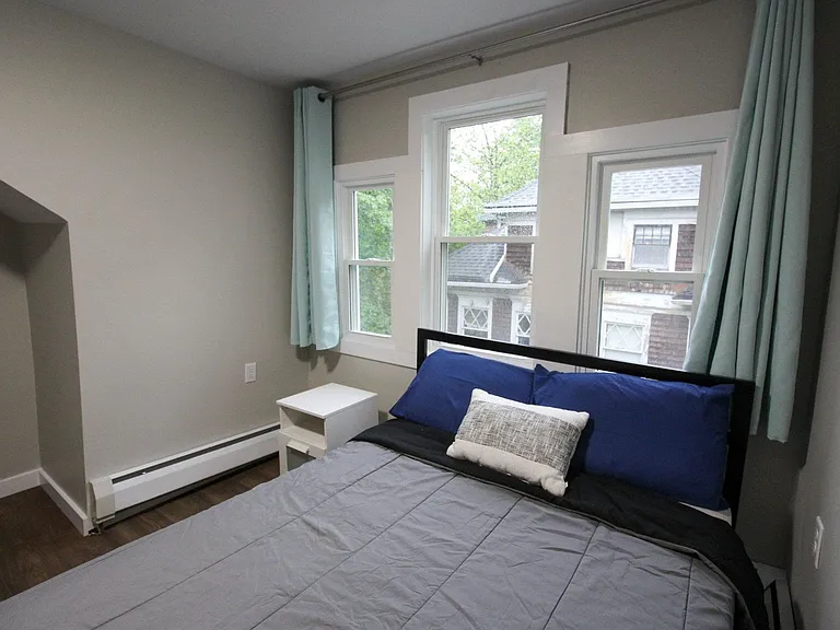 522 Stewart Ave — Photo 220