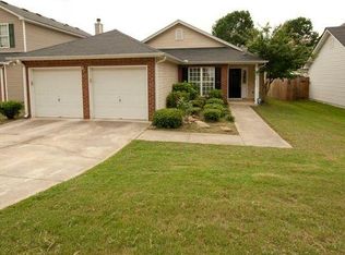 2305 Oakland Spring Dr, Snellville, GA