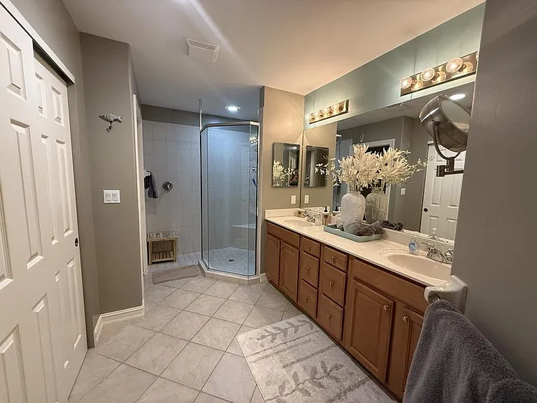 1269 Rialto Way #102 — Photo 30