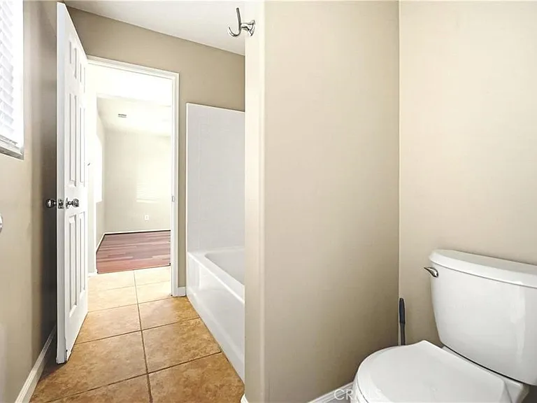 29056 Barcelona Ct — Photo 25