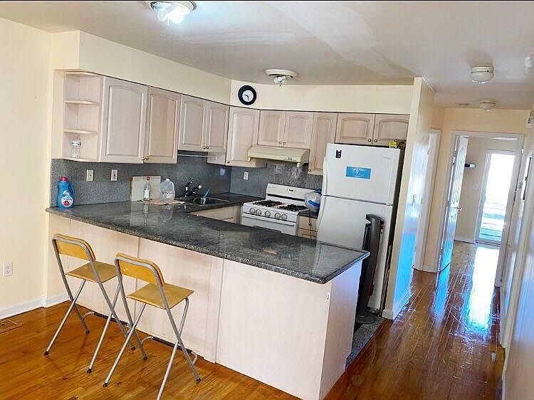 1st image of 114-50 Dalian Ct #1