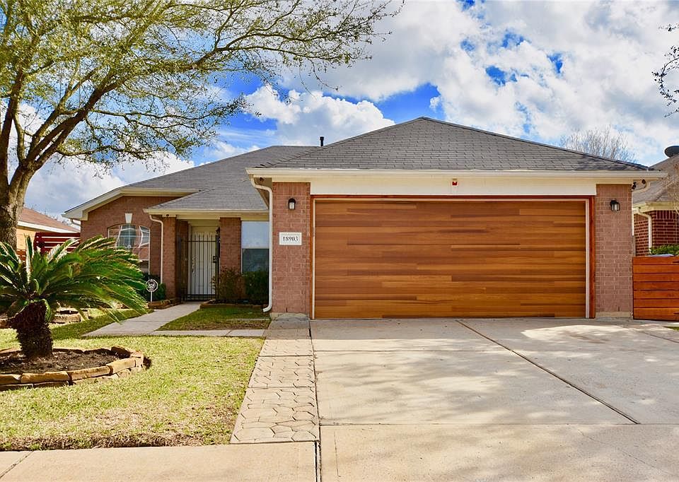 1st image of 6203 Sandy Hollow Dr