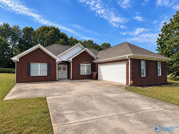 25920 Henry Clay Dr, Madison, AL 35756