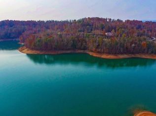 192 Waterside Ln, La Follette, TN 37766