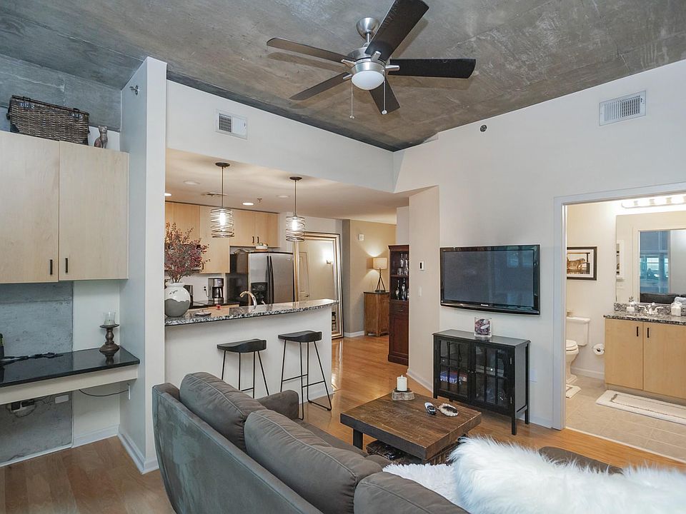 1st image of 415 Church St APT 1407