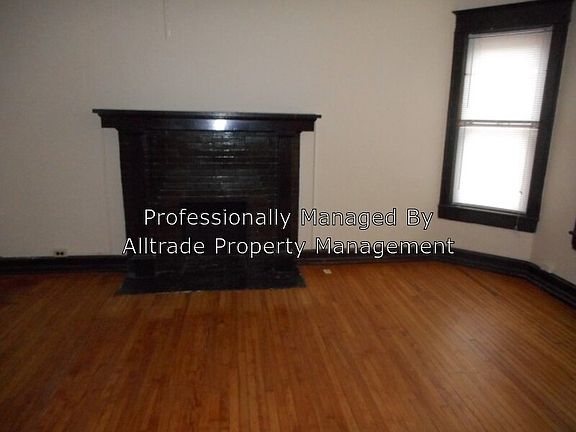 4th image of 119 W Burnett Ave APT 2