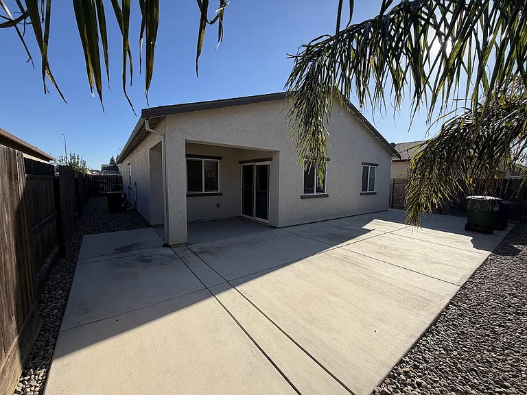 519 Tolman Way — Photo 16