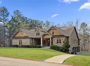 407 Saint Regis Dr, Oxford, GA 30054