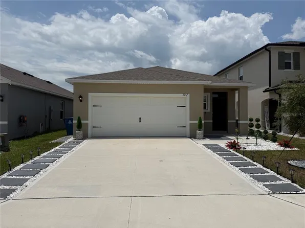3057 Moulin Rd, Davenport, FL 33837