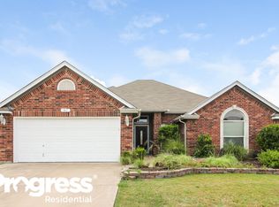 513 Bretts Way, Burleson, TX 76028