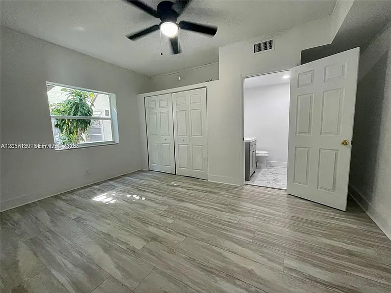 1520 SW 10th St — Photo 17