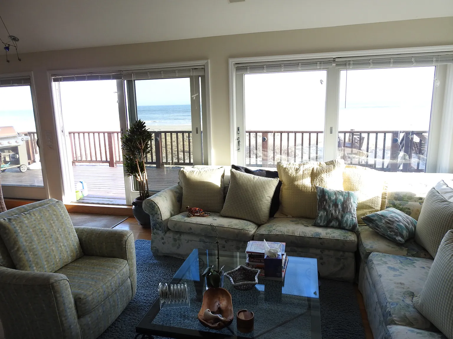 Dune Road Oceanfront — Photo 3