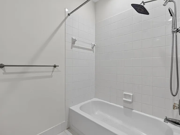 112 Santa Barbara Way — Photo 35