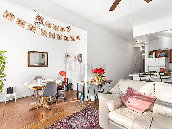 4th image of 107 W 88th St #3