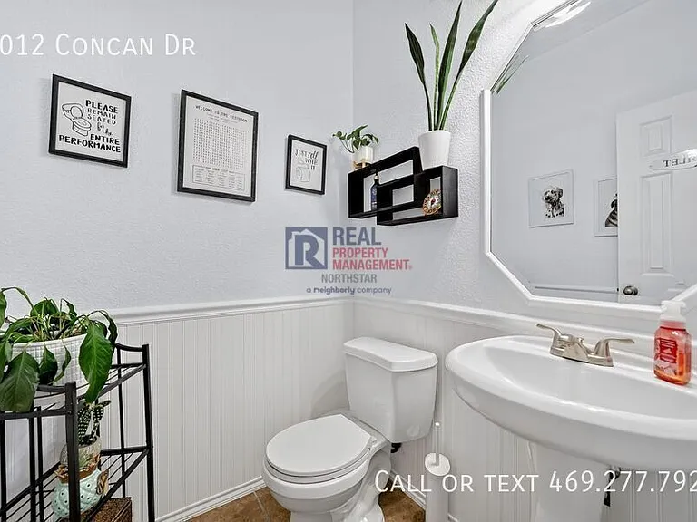 1012 Concan Dr — Photo 29