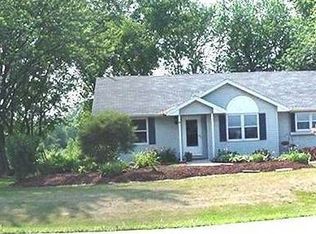 N3667 Oxbow Rd, Columbus, WI 53925