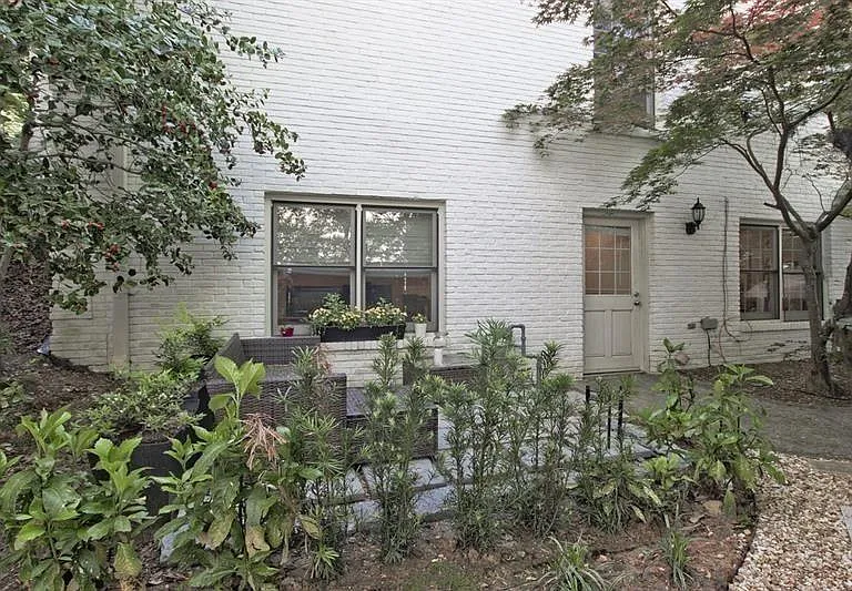 4 Harris Gln NW — Photo 35