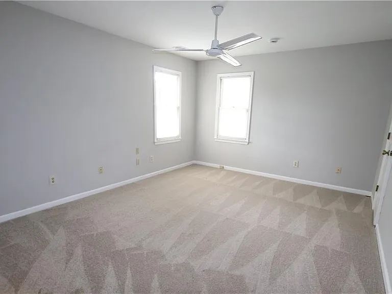 1359 Oakengate Dr — Photo 20