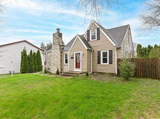 2721 South 76th STREET, West Allis, WI 53219