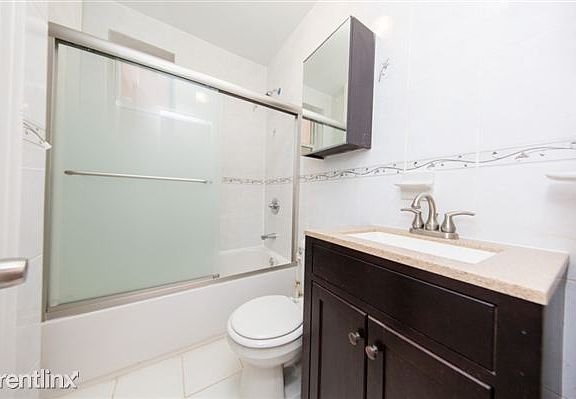 AD-222704_20160115032510pm.8