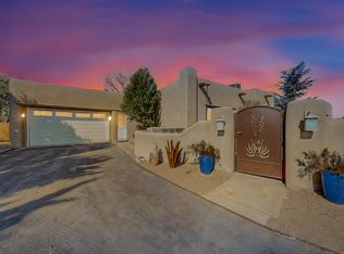 125 Martha Ct, Corrales, NM 87048