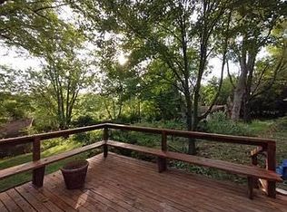 11701 King Estates Dr, Oskaloosa, KS 66066