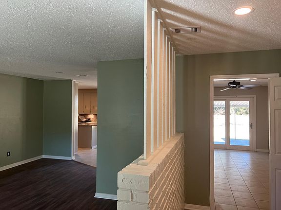 3rd image of 10645 Kenneth Lee Ln
