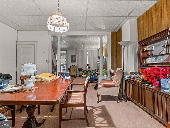 5th image of 1239 N Ellwood Ave